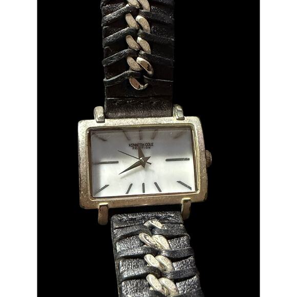 Kenneth Cole Reaction KC2433 F98-06 Women\'s Rectangular White Dial Watch Japan